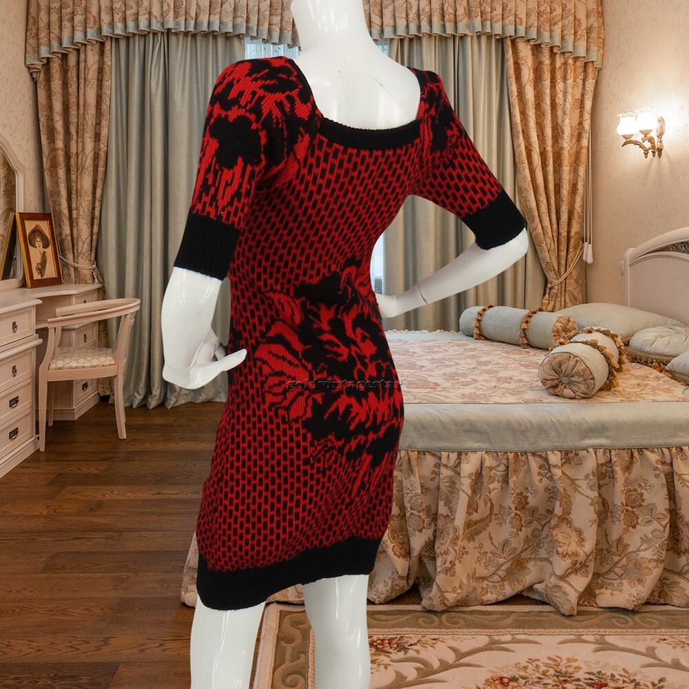 Bold Floral Knit Sweater Dress Y2K Bodycon S